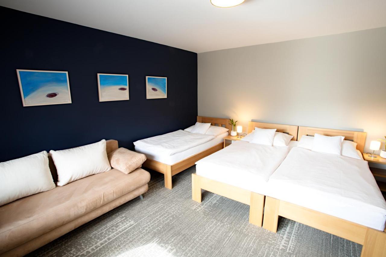 Apart Hotel Jablonec Яблонец над Нисоу Екстериор снимка