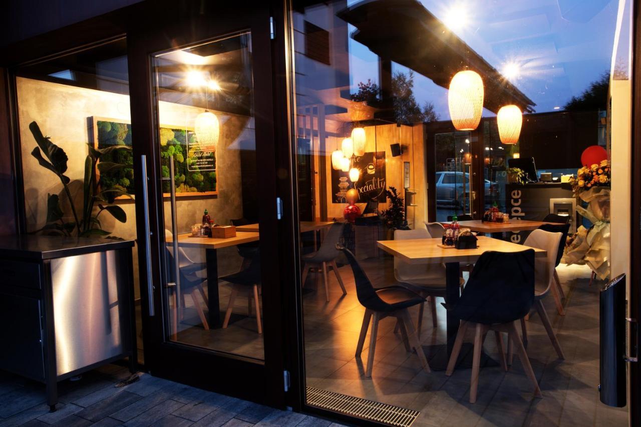 Apart Hotel Jablonec Яблонец над Нисоу Екстериор снимка